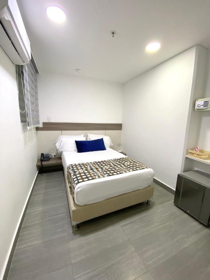 Seven Inn Hotel Medellín Esterno foto