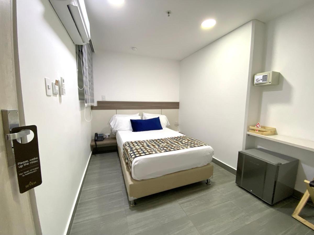 Seven Inn Hotel Medellín Esterno foto